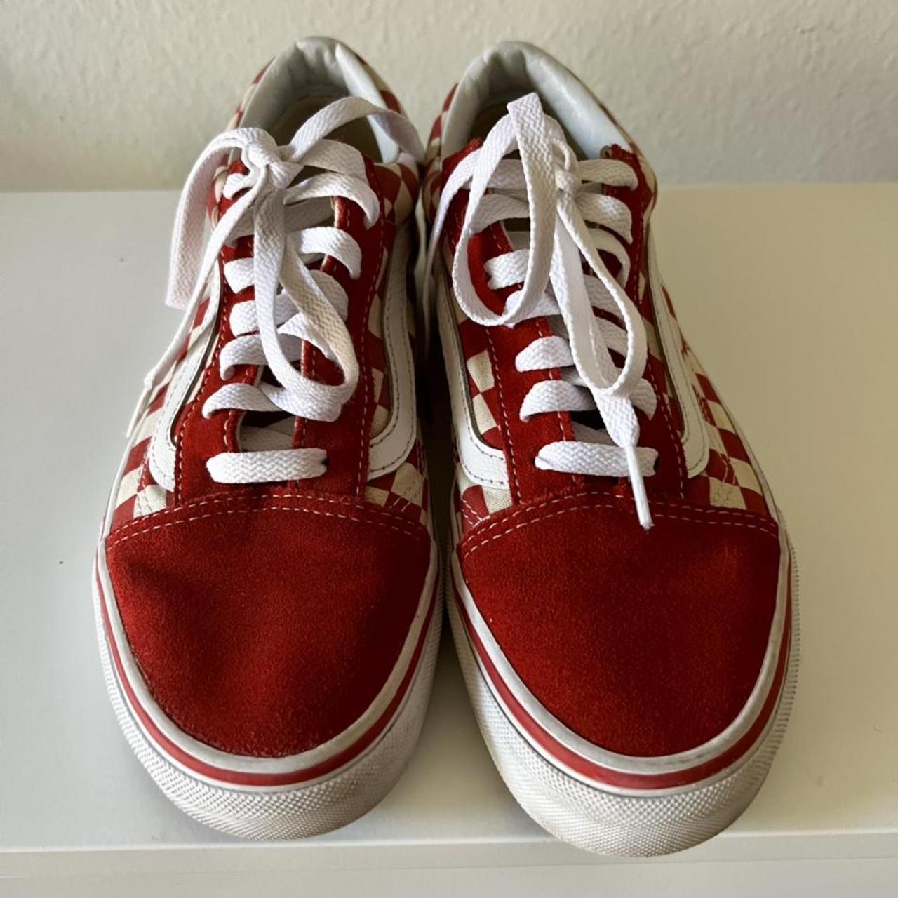 Vans old skool on sale red and white checkerboard