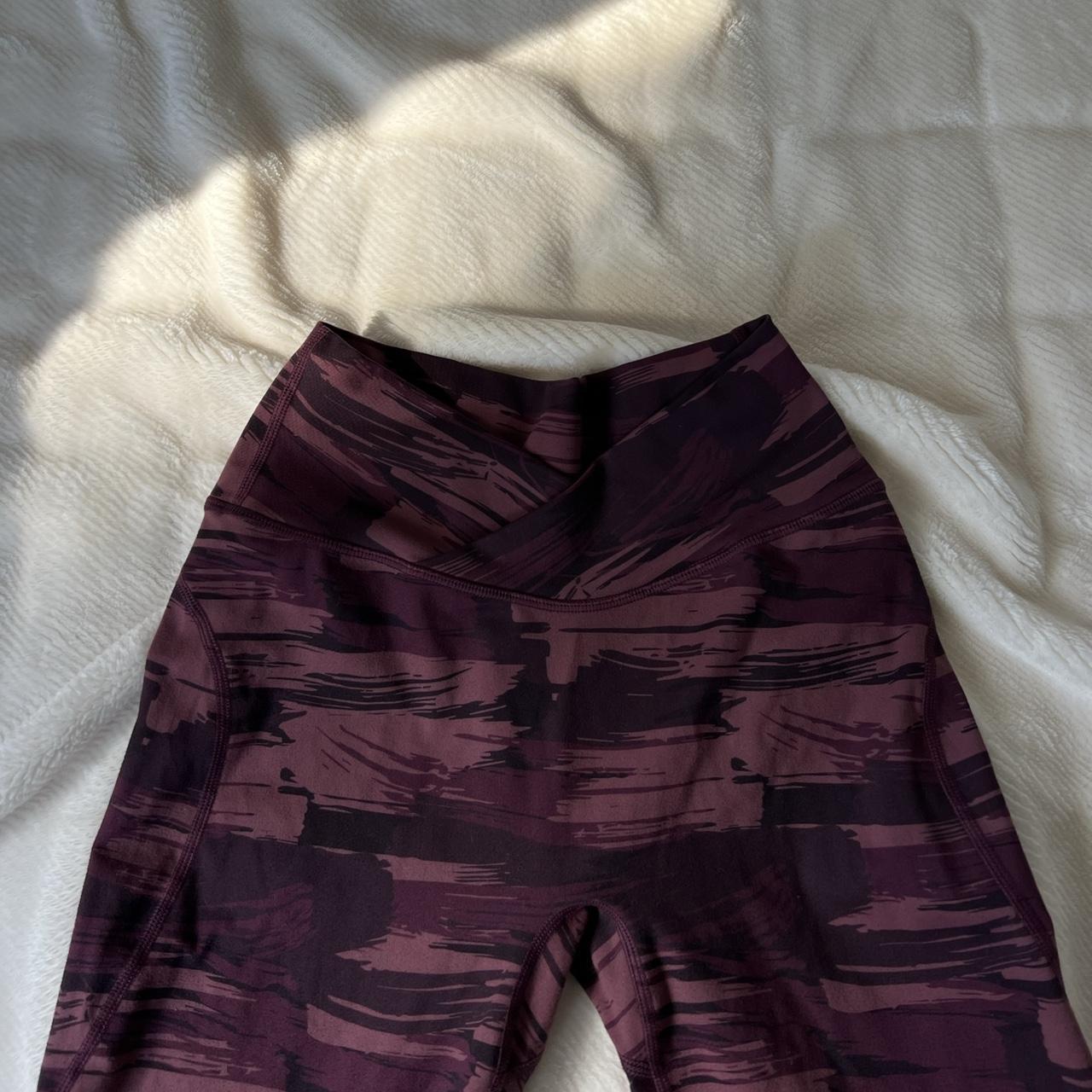 alphalete surface path legging in maroon No flaws, - Depop