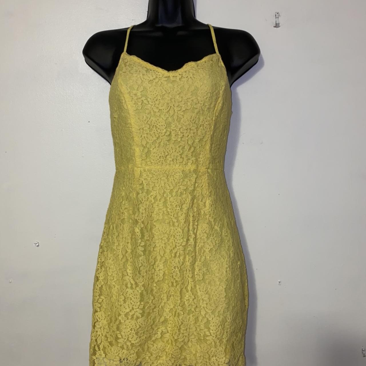 Gorgeous lace dress from Forever 21 in Depop