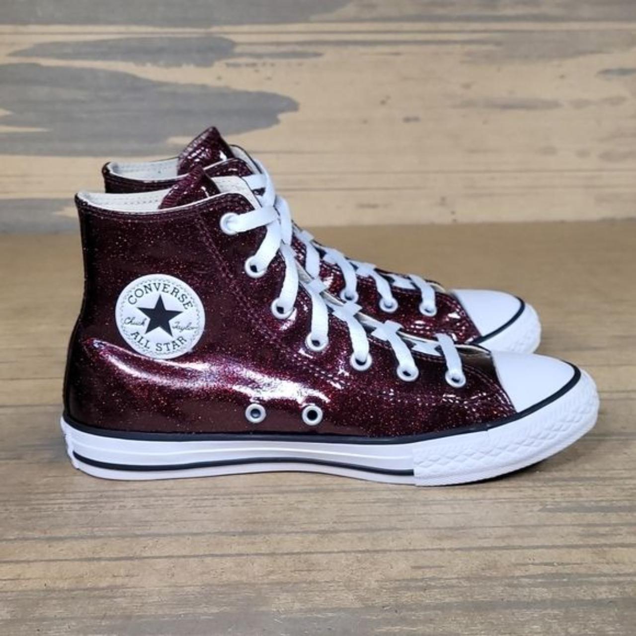 sparkling red converse