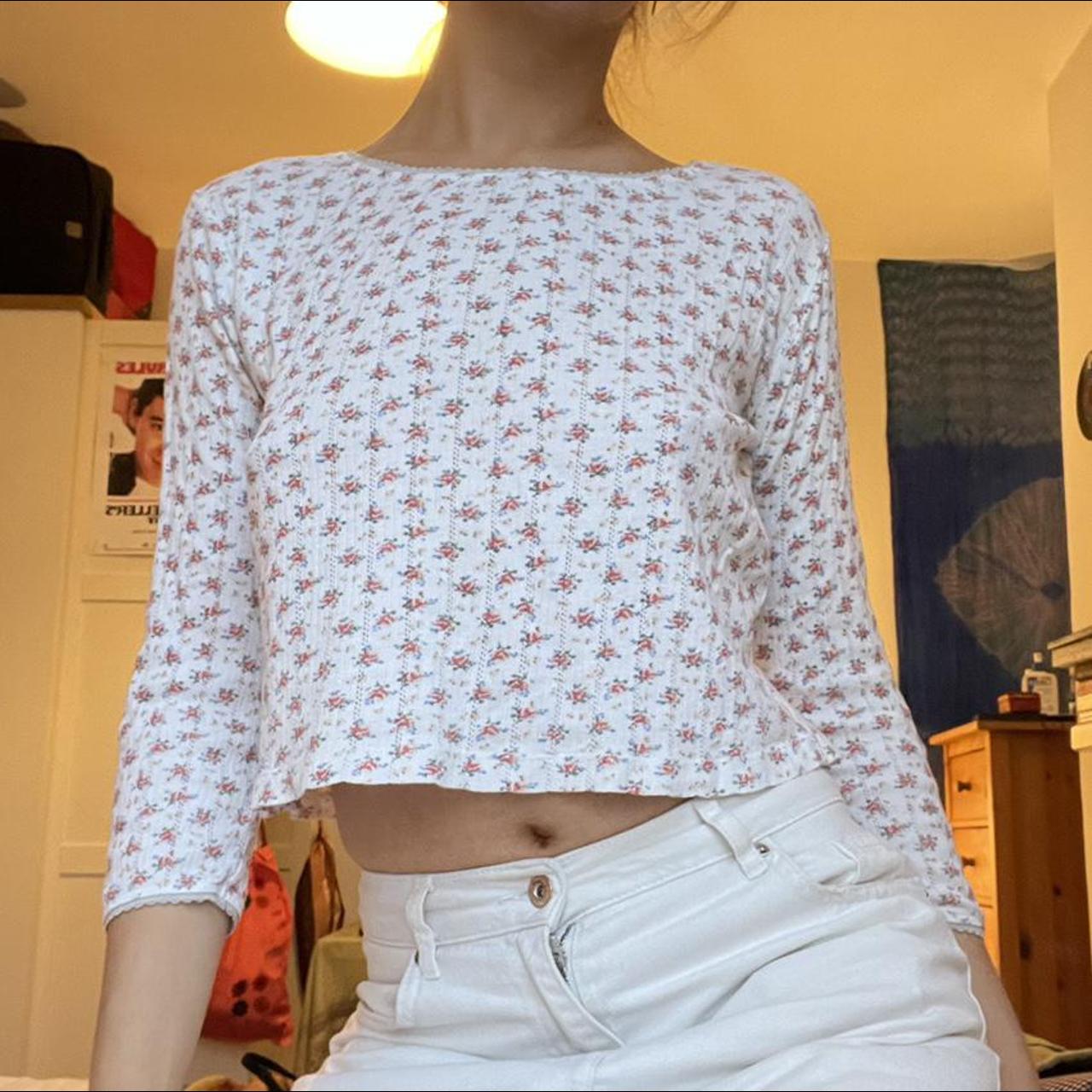 urban outfitters daisy shirt