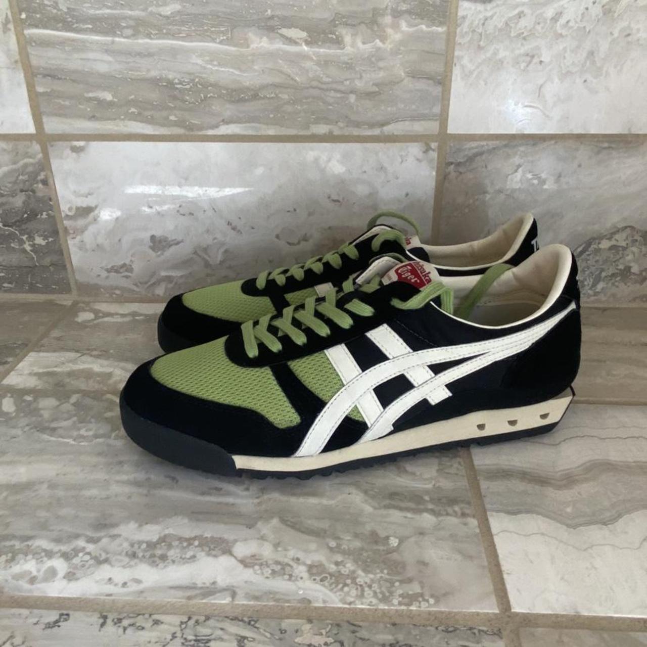 Product Image 1 - Onitsuka Tiger Ultimate 81s

new in