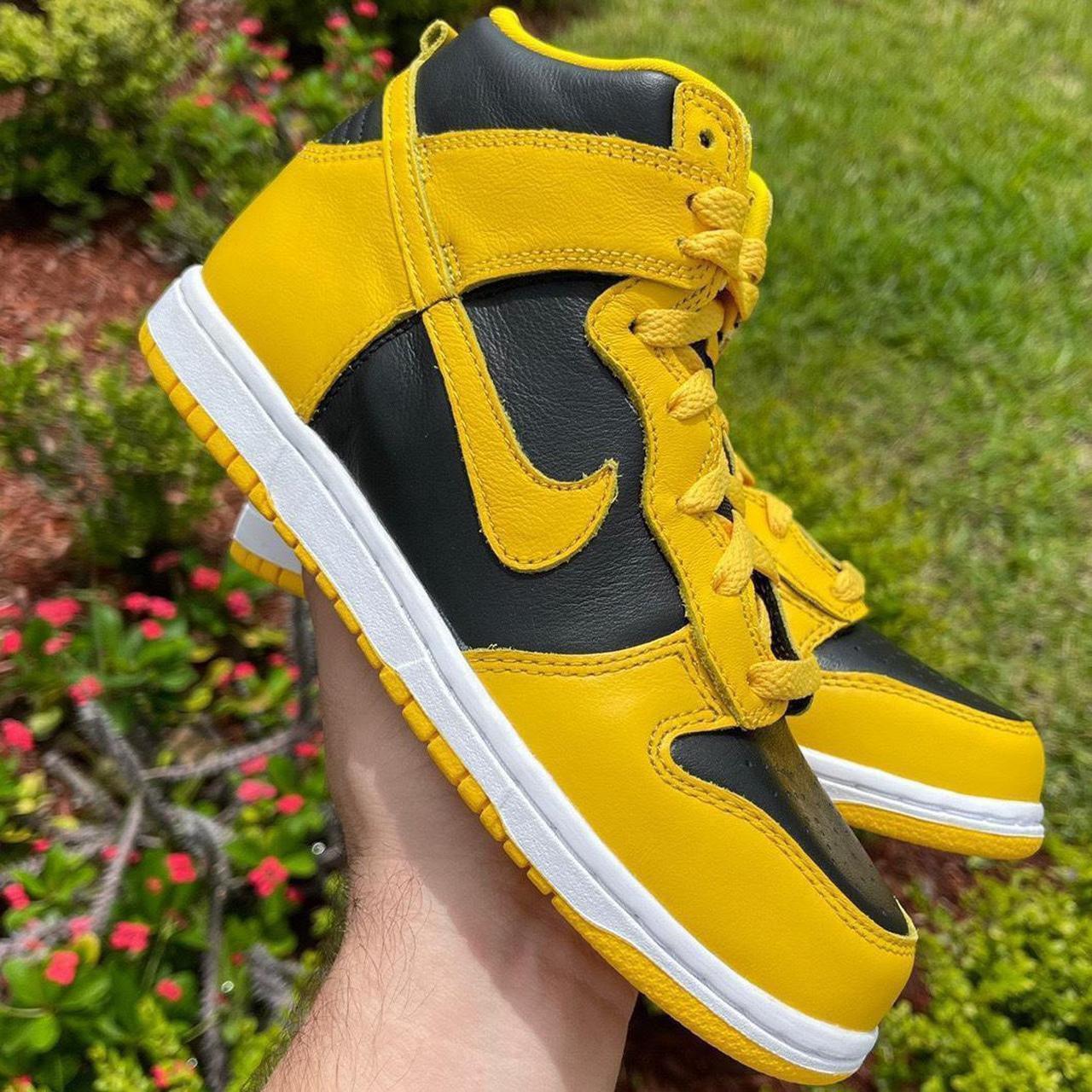 dunk yellow high