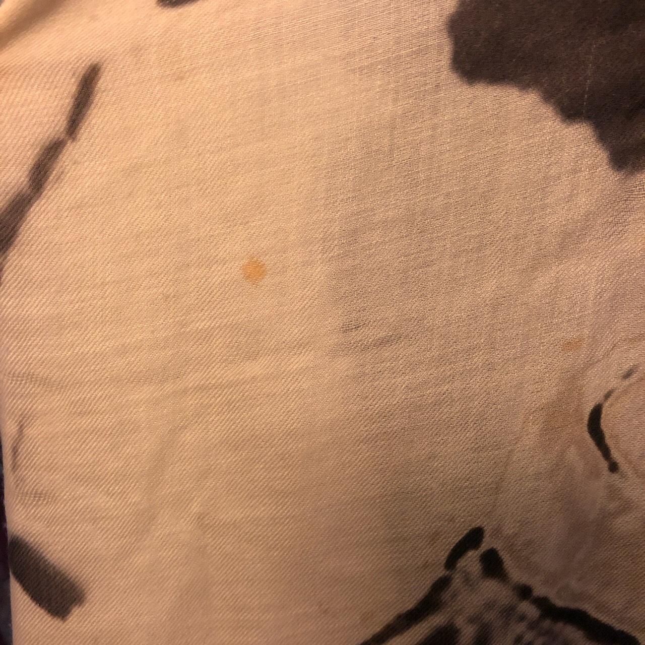 Alexander McQueen Queen Elizabeth II scarf!... Depop