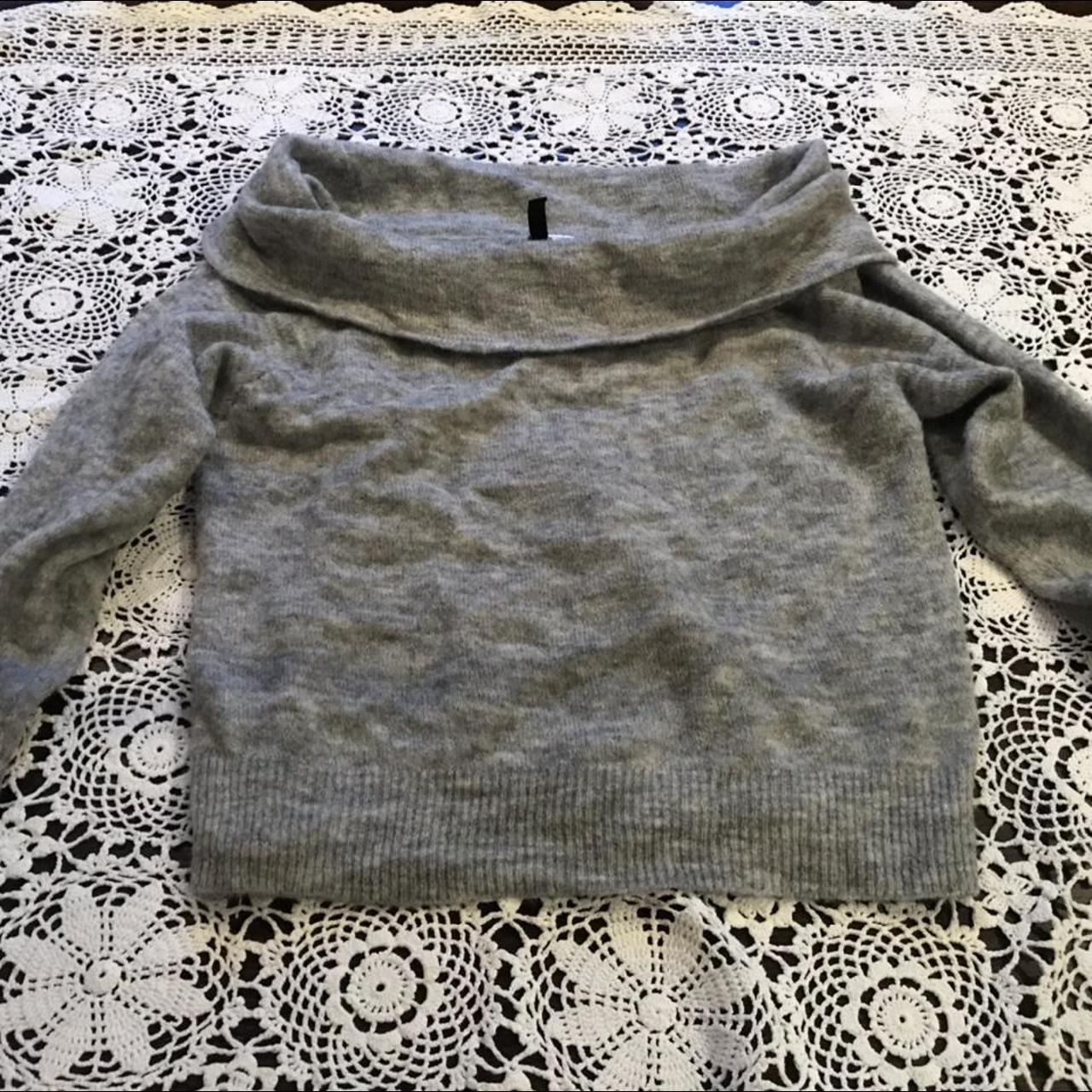 H&M Women's Grey Jumper | Depop