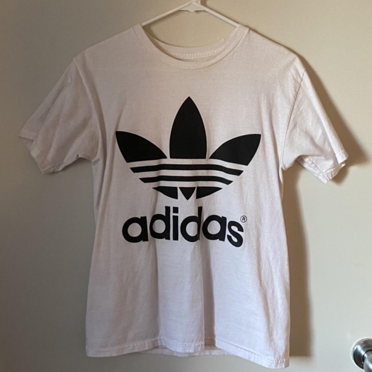 Adidas Women's White and Black T-shirt | Depop