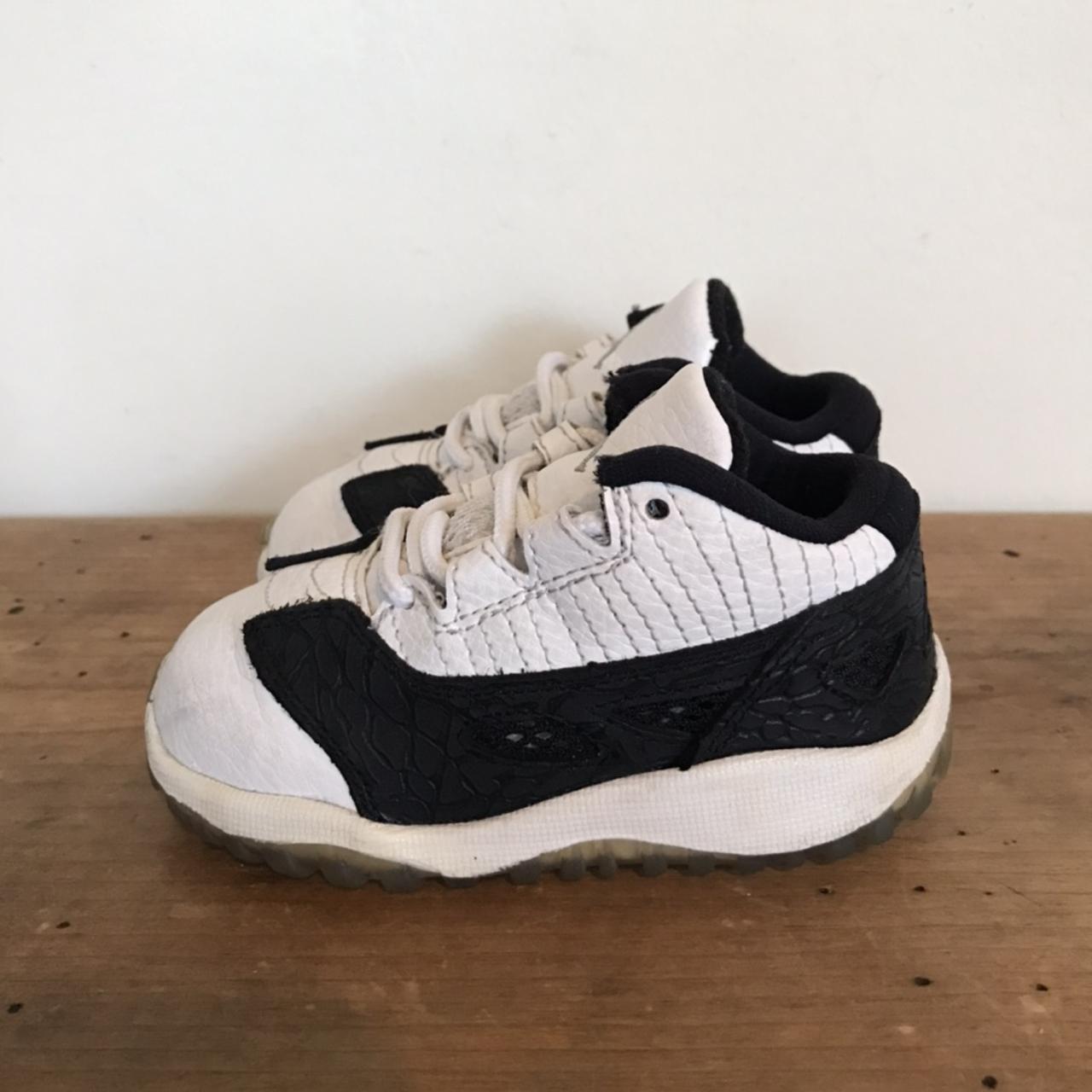 Jordan Black and White Trainers | Depop