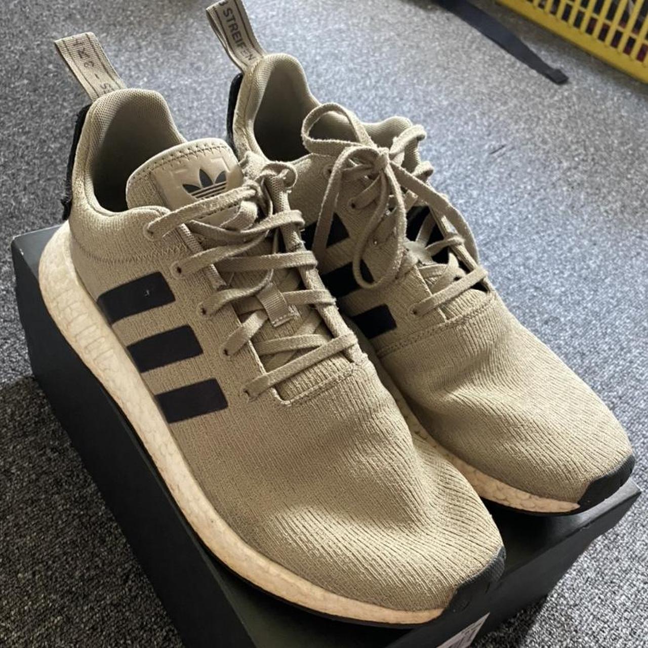 adidas nmd r2 size