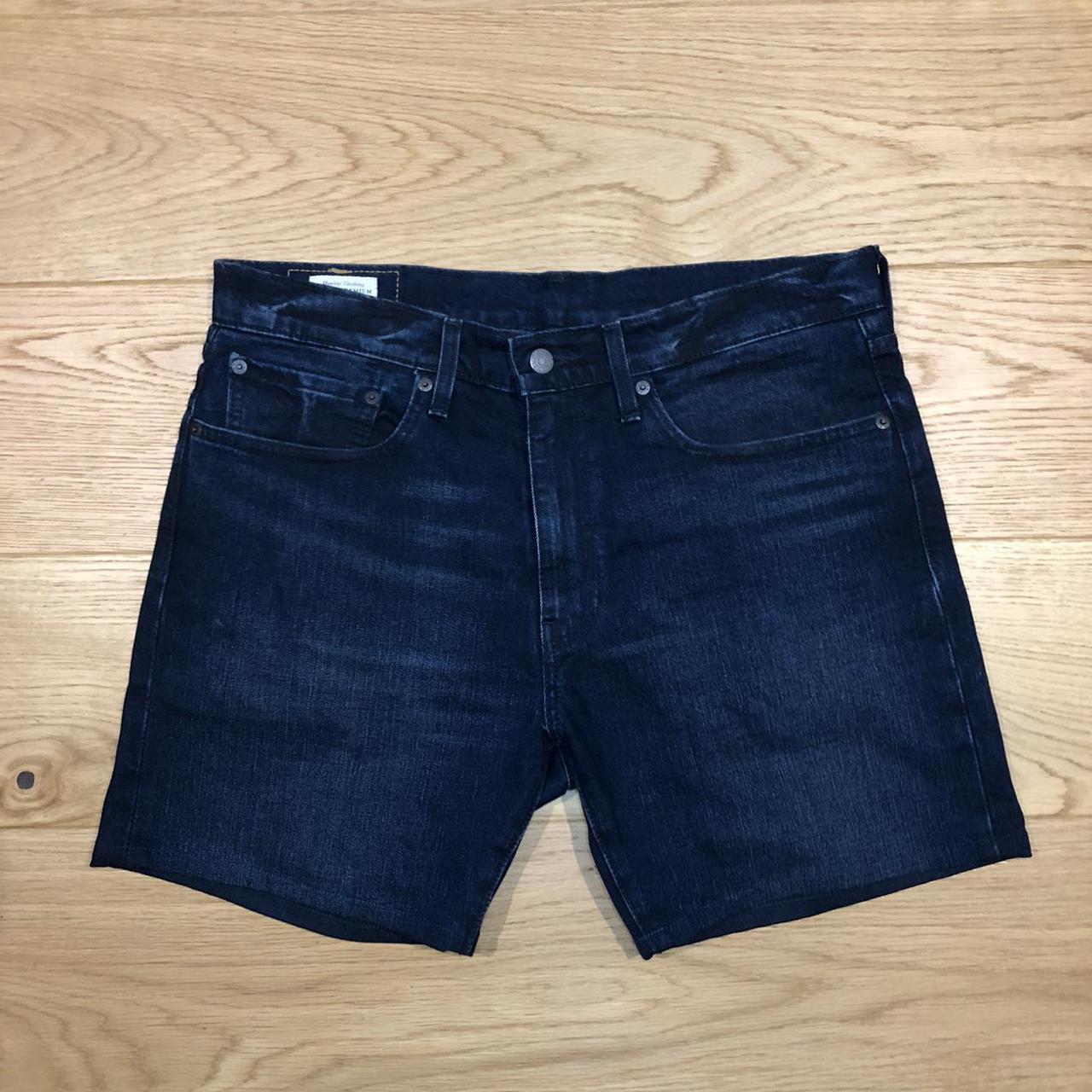 Levi's Men's Navy and Blue Shorts