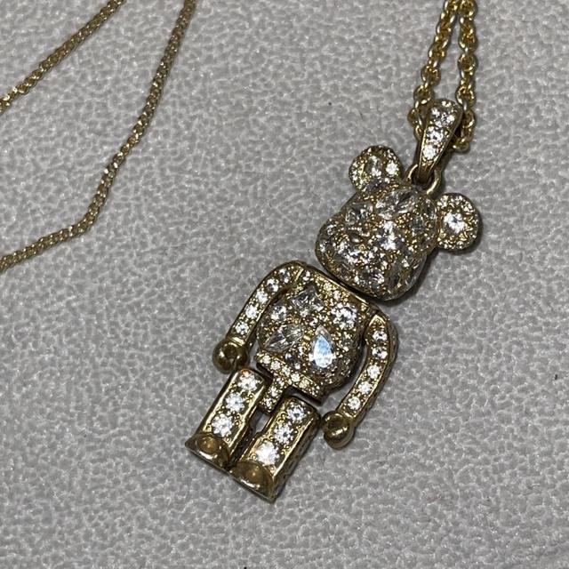 BE@RBRICK - ☆ BE@RBRICK × Velvet Lounge Stardust ☆ Velvet Lounge x Medicom Toy BE@RBRICK Pendants | Hypebeast