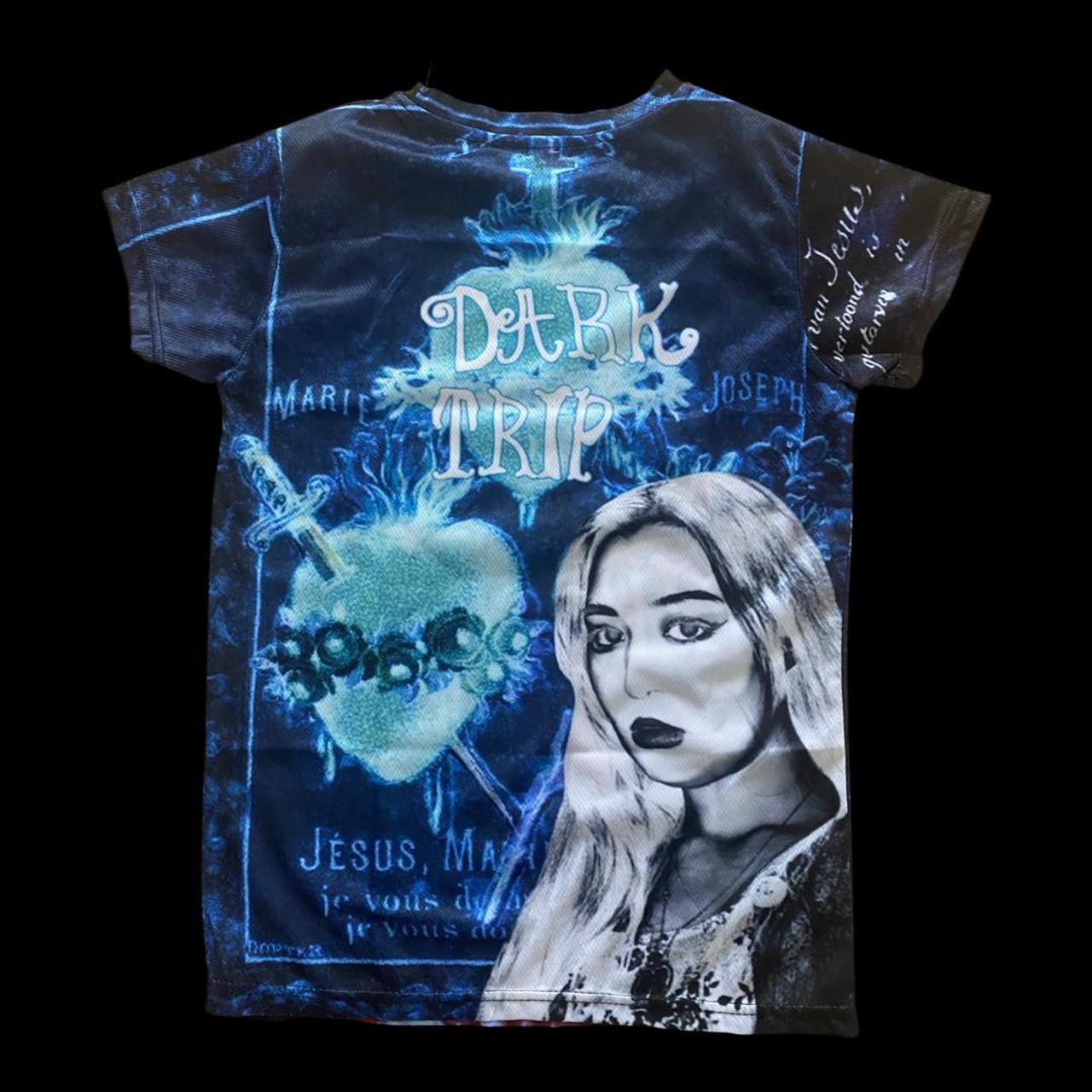 Women's Navy T-shirt (2)