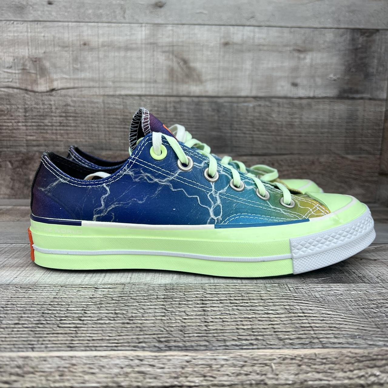 Lightning converse outlet