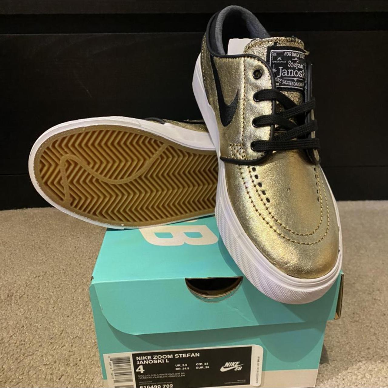 Janoski gold hotsell