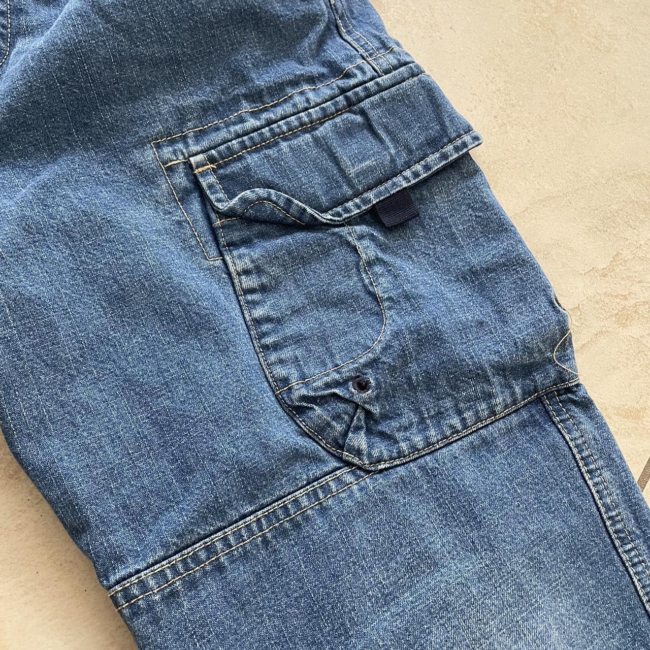 Women's Navy and Blue Jeans | Depop