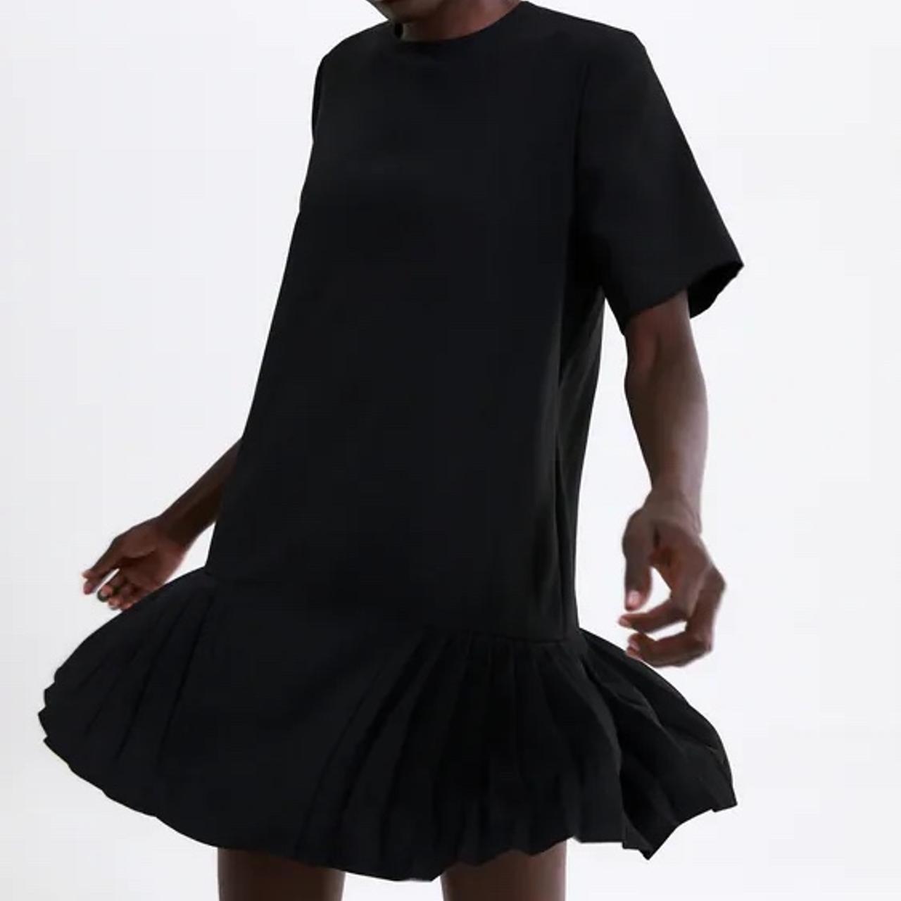 Gorgeous black mini shift dress! I absolutely love... - Depop