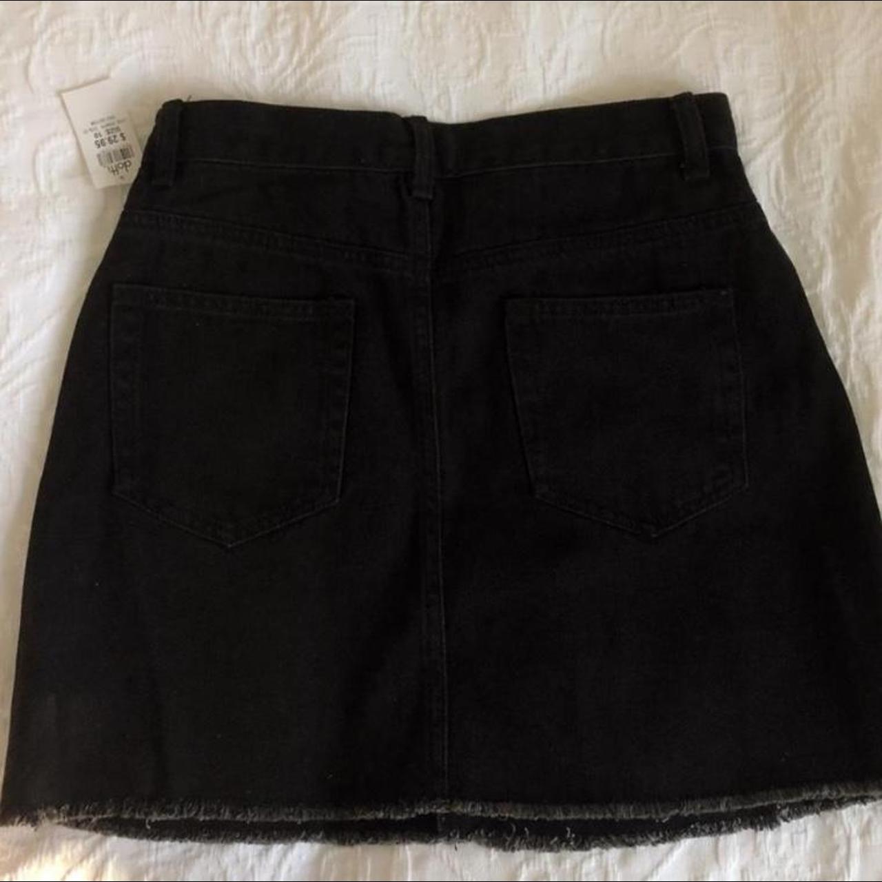 Dotti Women's Black Skirt Depop