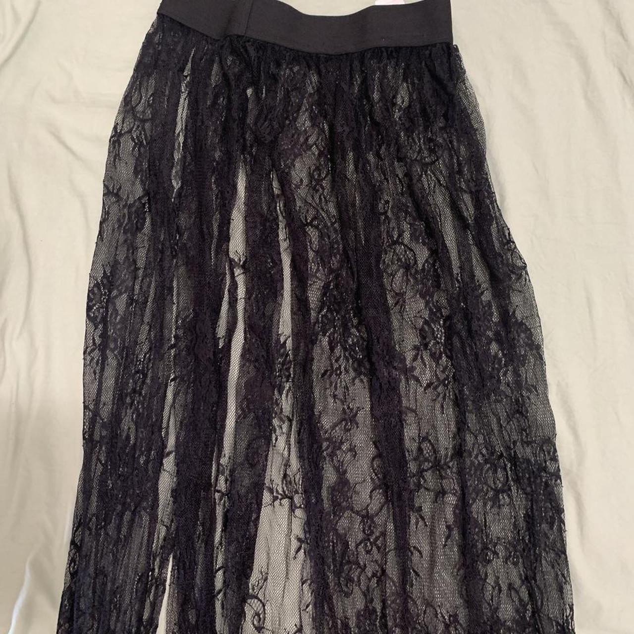 iheartraves floral lace maxi skirt never worn - Depop