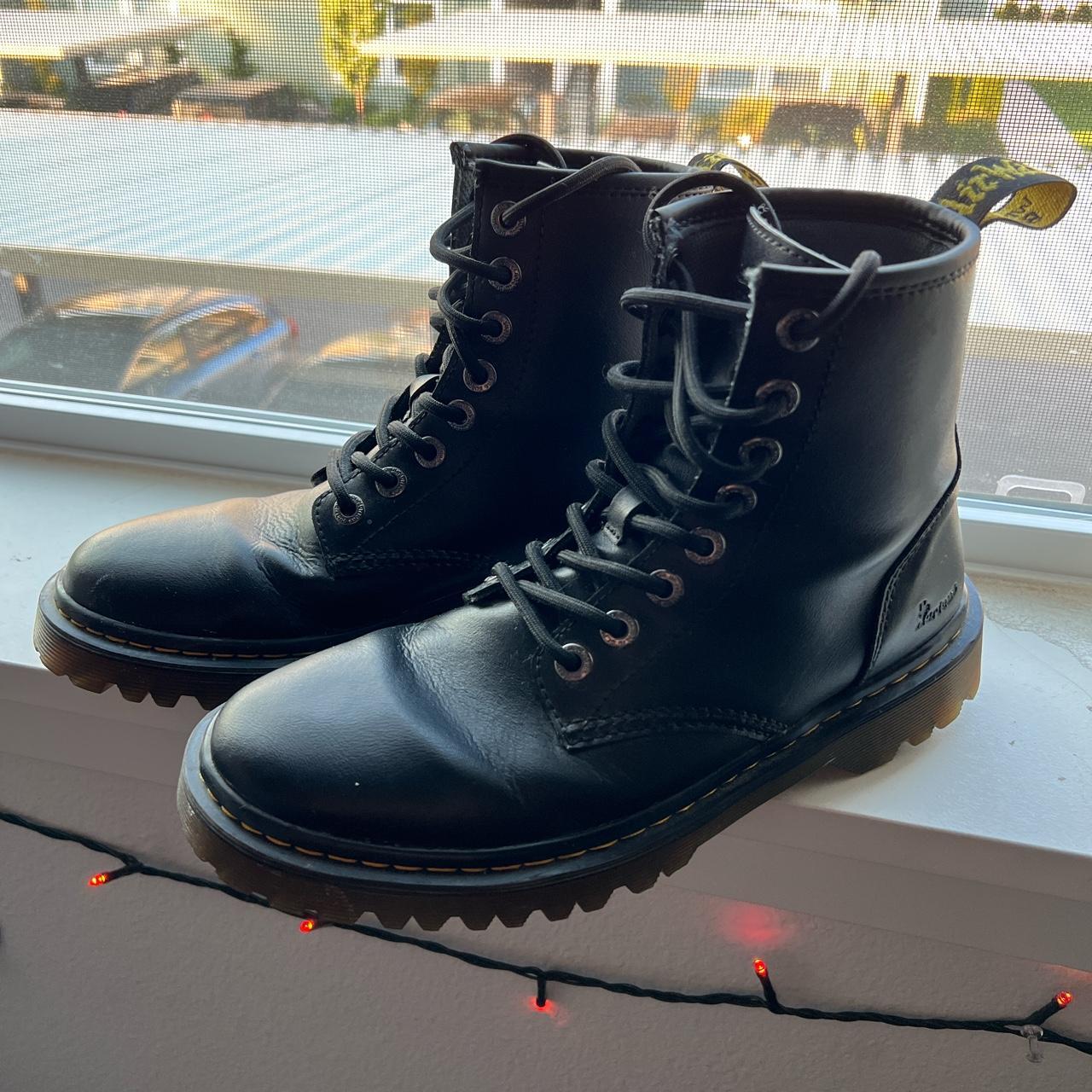 buying doc martens size