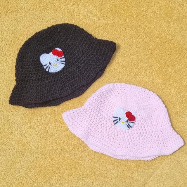 Reversible Los Angeles Dodgers Hello Kitty Beanie.  - Depop