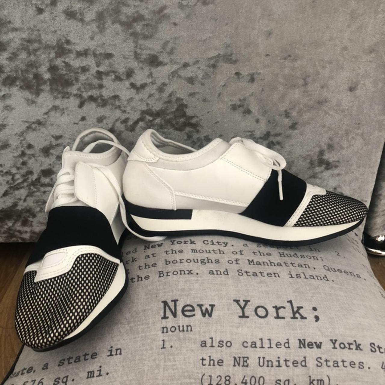 Fake balenciaga store race runners