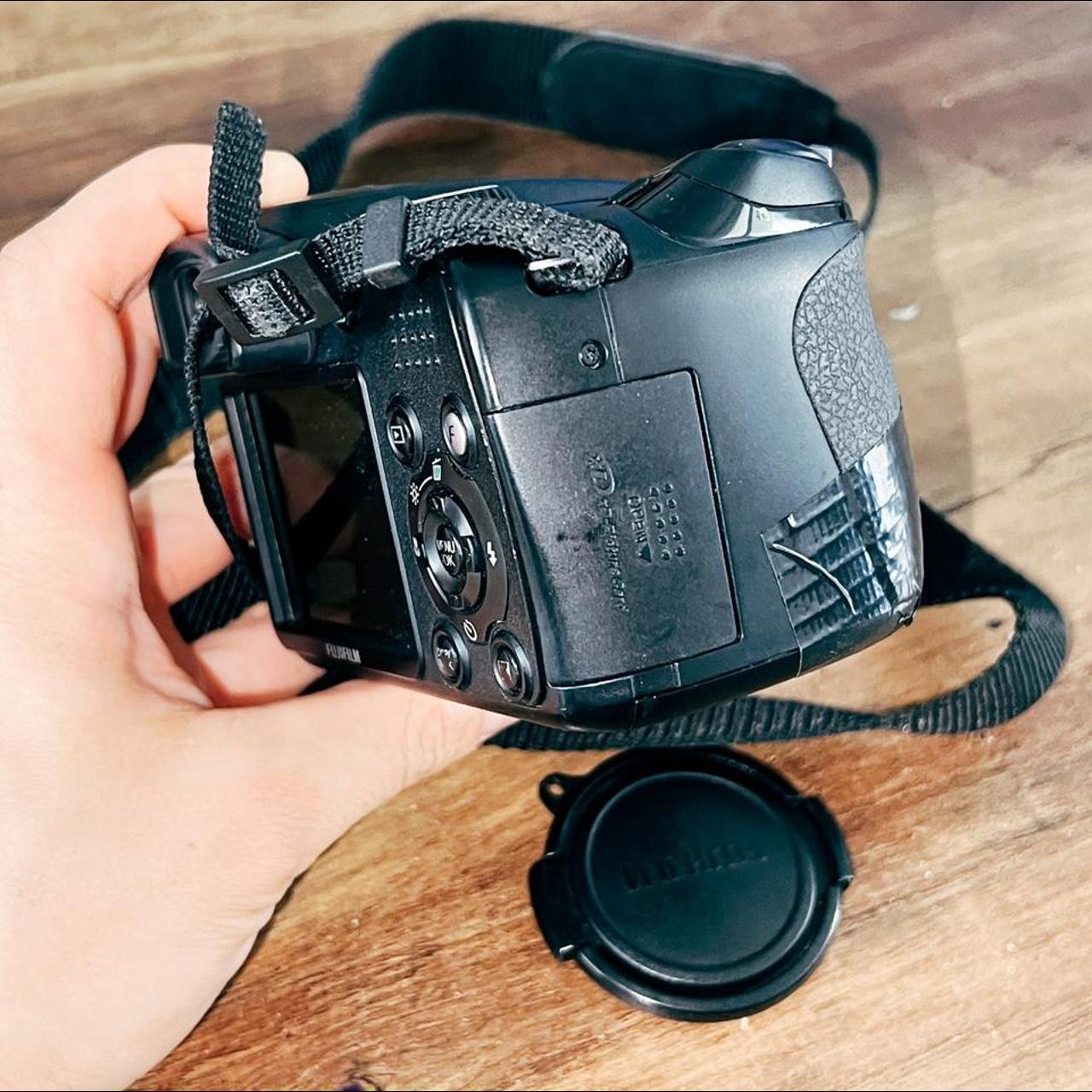 Camera Fujifilm S5700 Digital Perfect... Depop