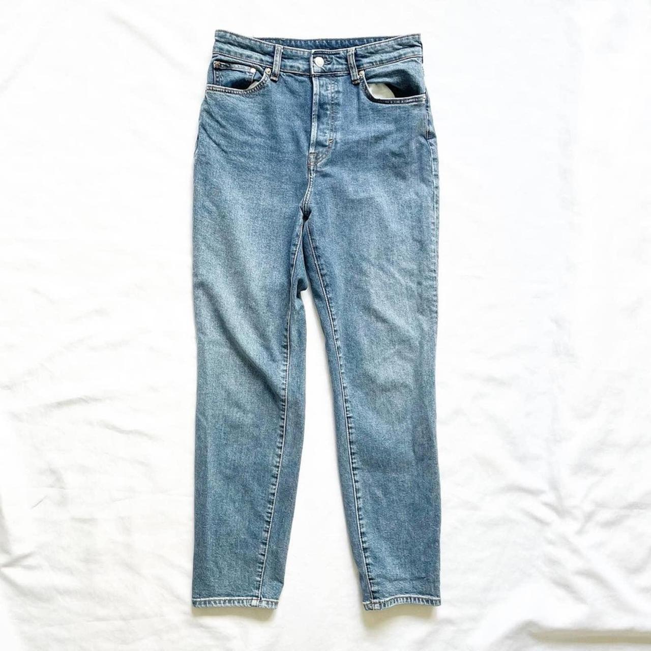 H&M High Waist Mom Jeans Size 6, Great