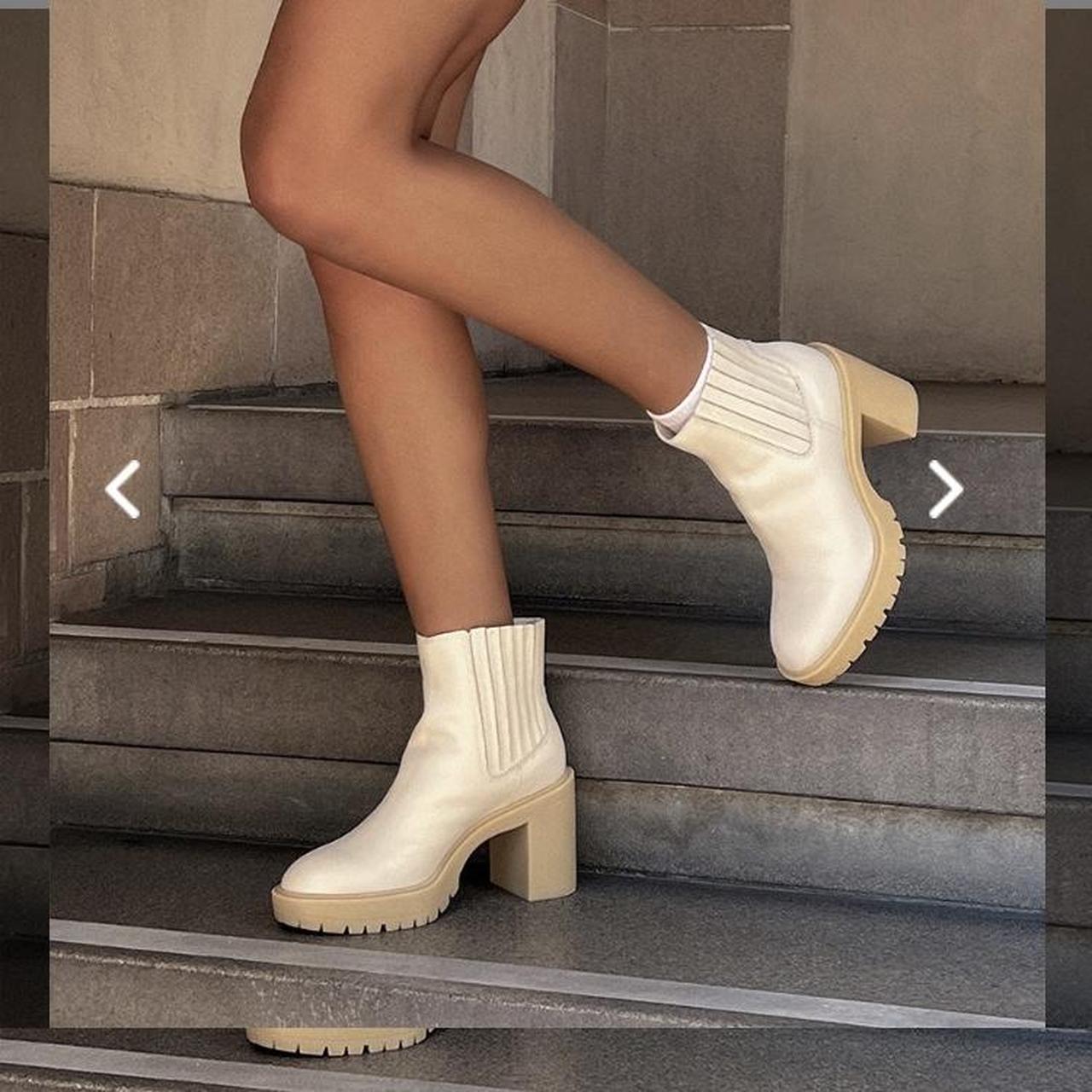 Dolce Vita Women's White and Cream Boots