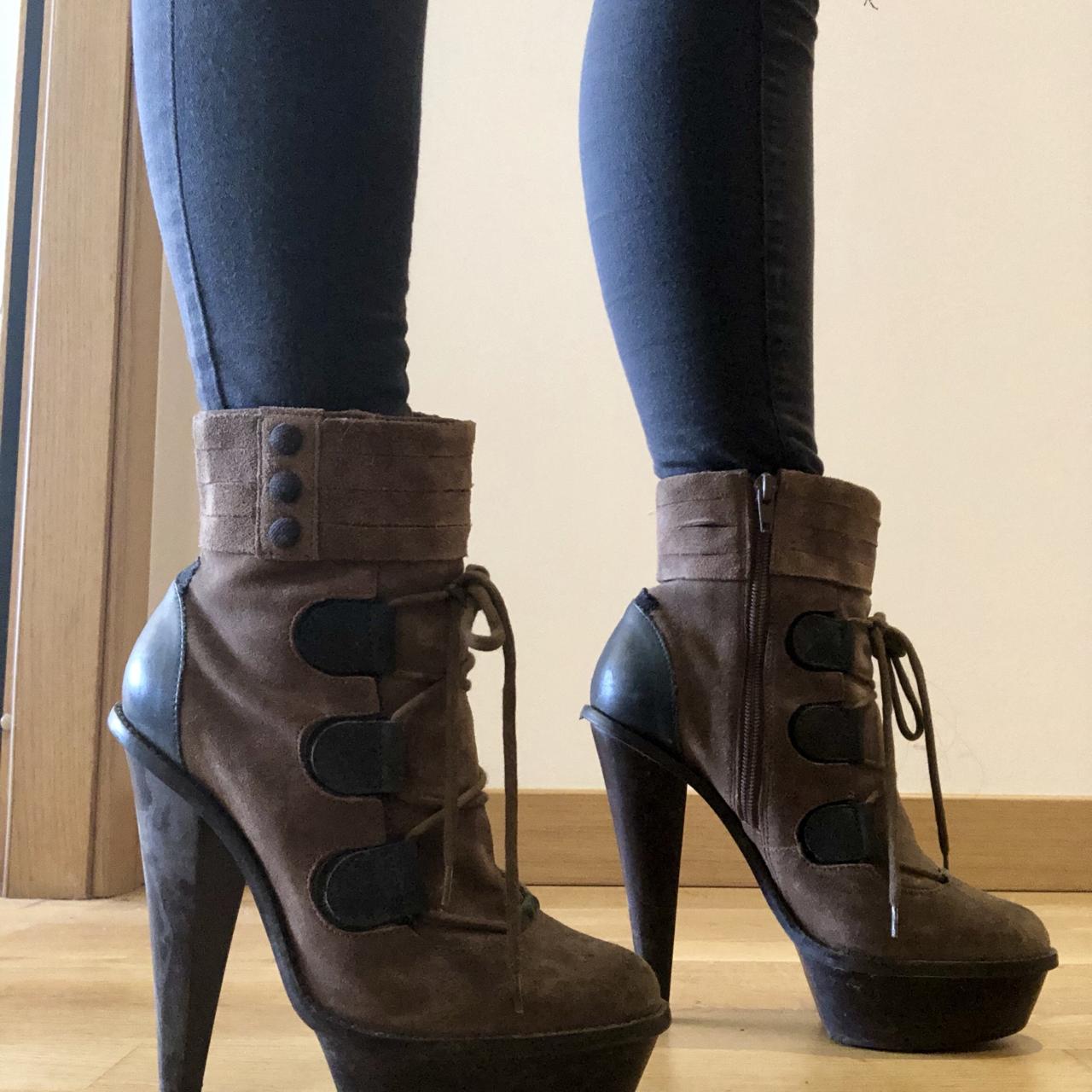 Military style hot sale heeled boots