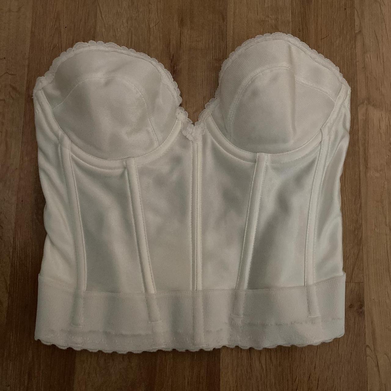 Vintage white bustier top with lace trim 🦢 Has... - Depop