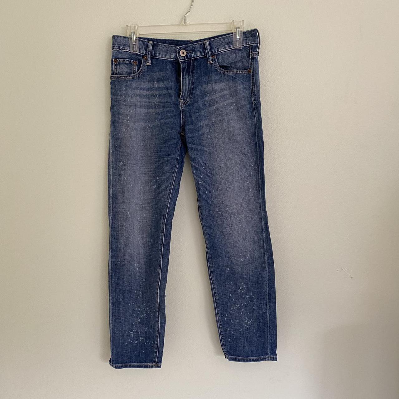 uniqlo light wash jeans