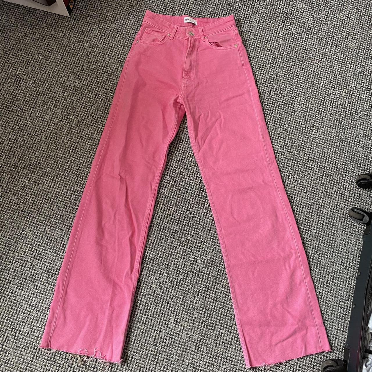 Zara Women's Pink Jeans | Depop