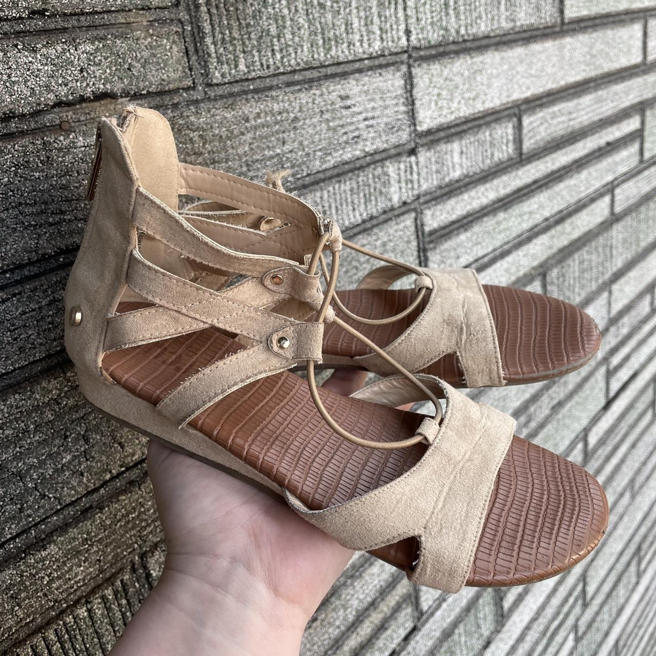 •Women’s Circus Sam Edelman Cream Gladiator... - Depop