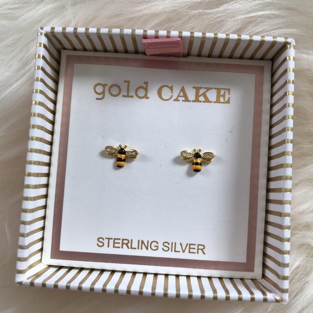 gold cake jewelry bee earrings