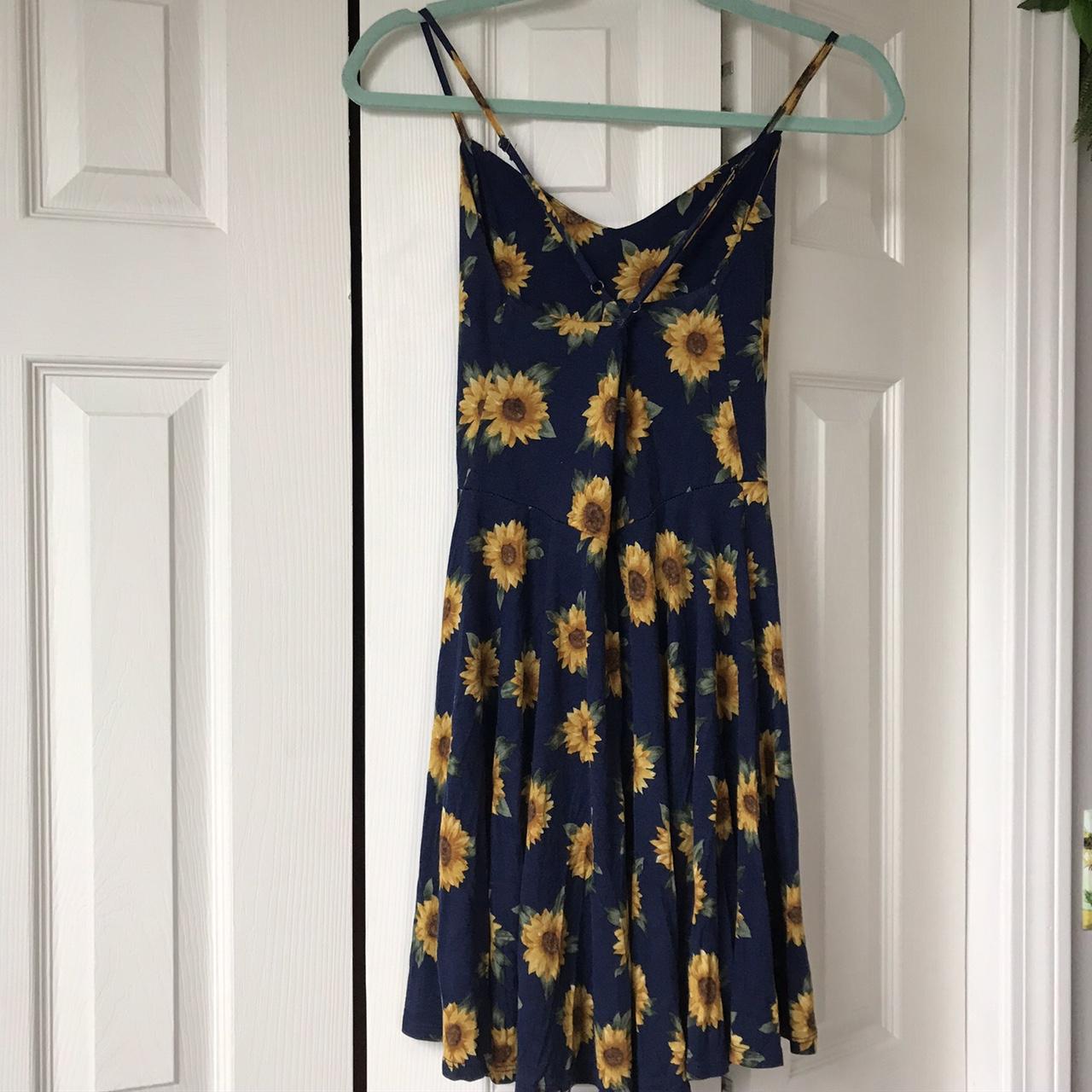 Forever 21 sunflower dress size medium, super cute