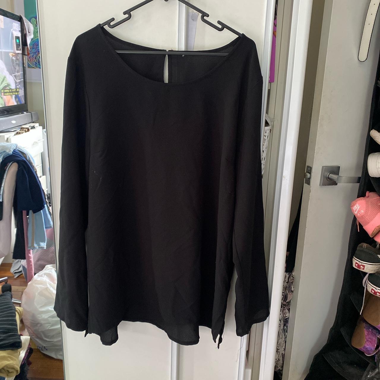Long sleeve flowy top Size L womenstop blacktop Depop