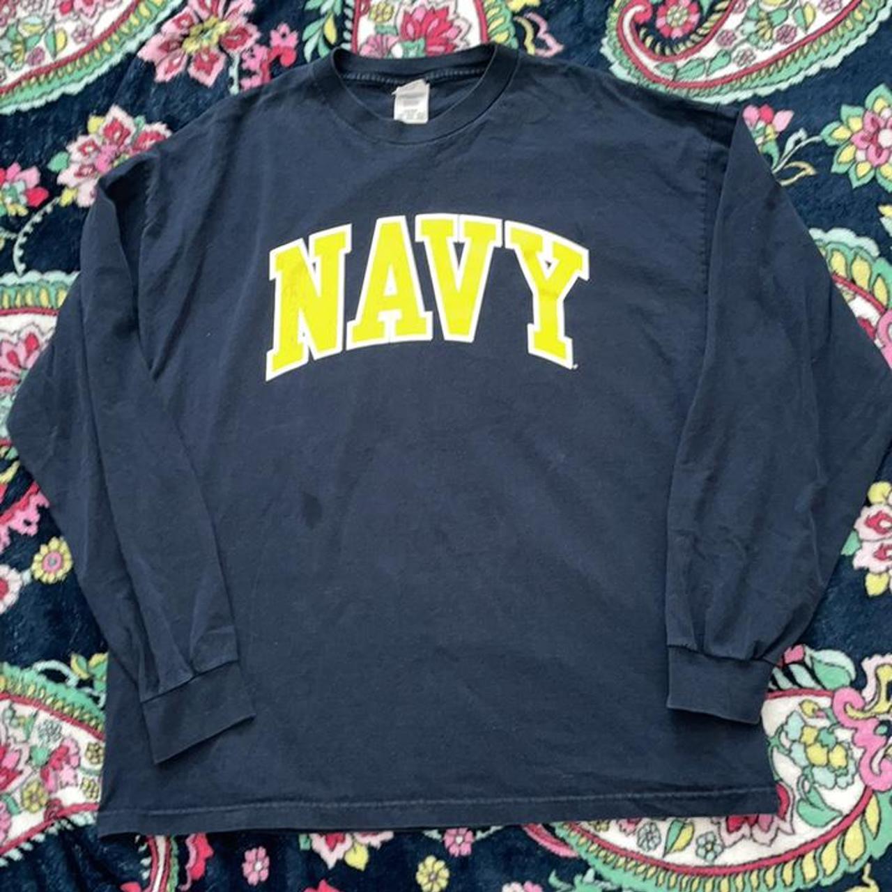 American Vintage Men's Navy T-shirt | Depop