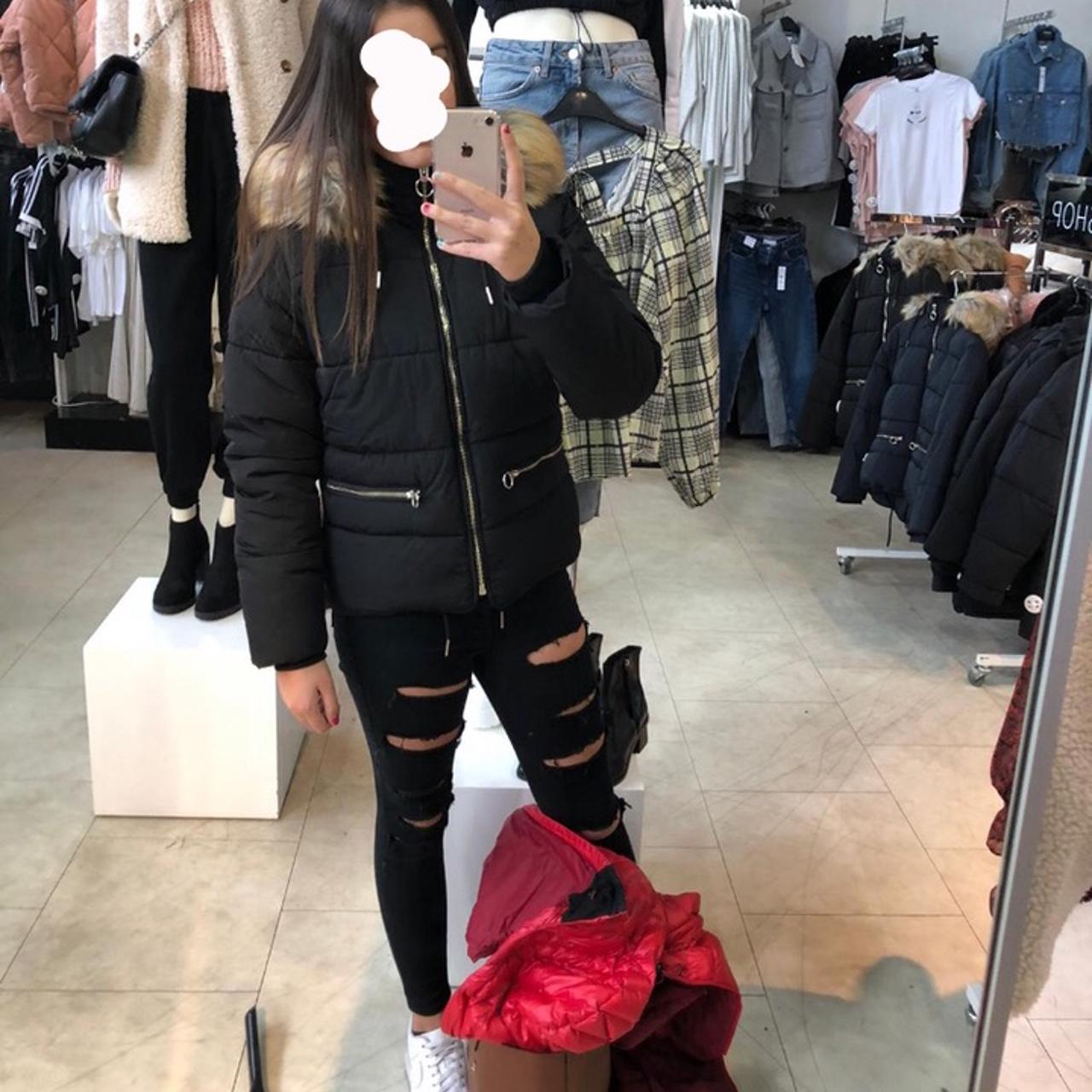 Cosy Black Jacket with Fur hood , perfect... Depop