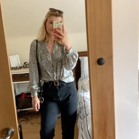 Topshop moto petite mom jeans in a medium dark wash - Depop