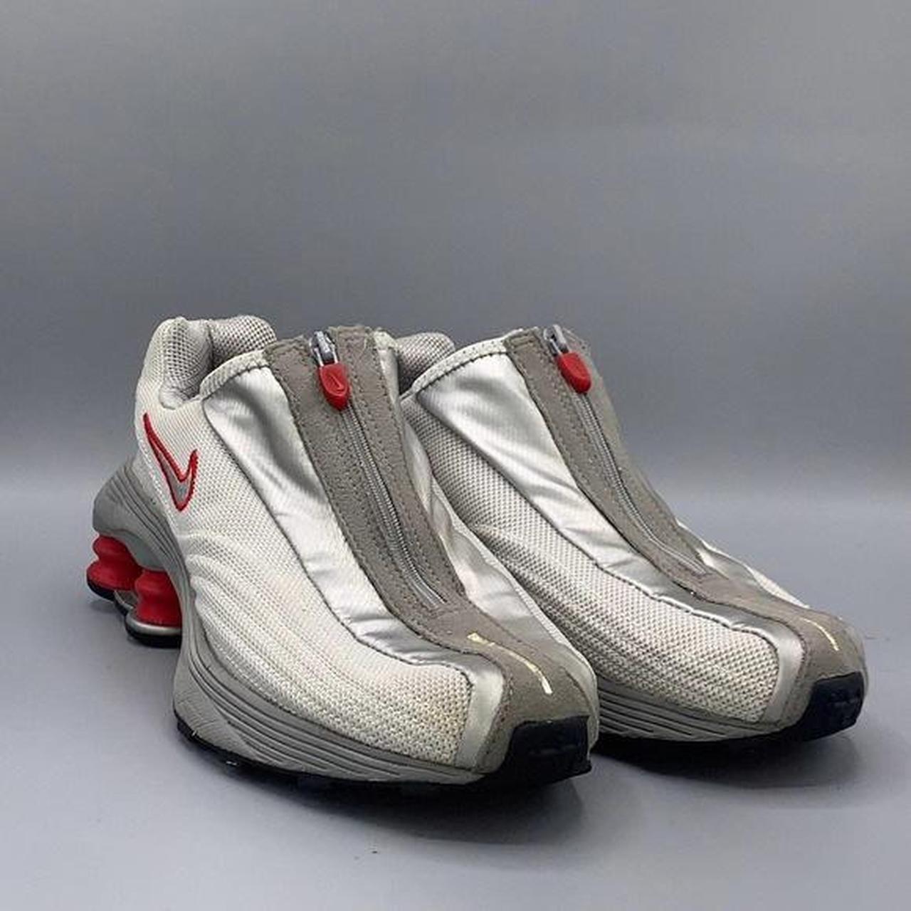 2001 nike shox