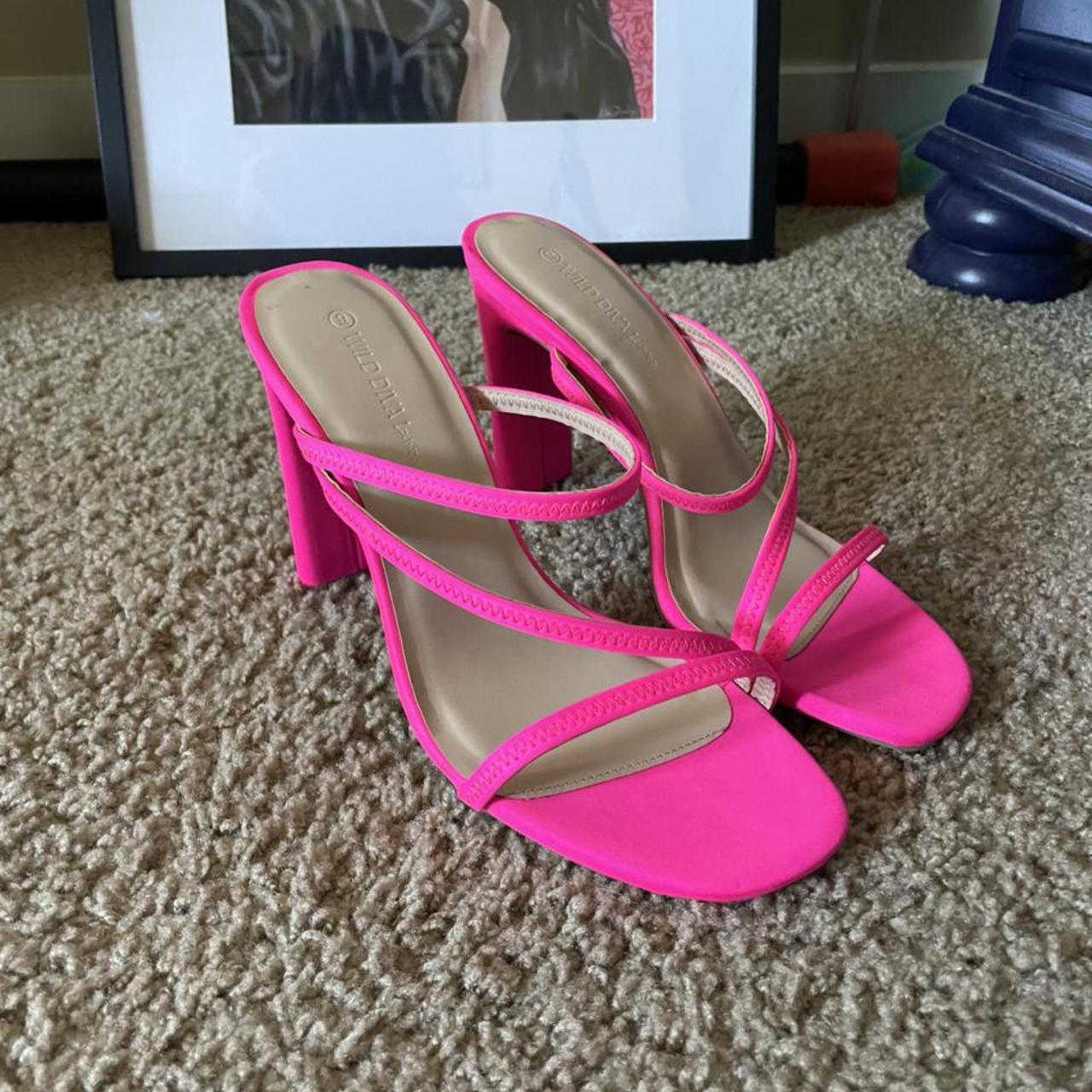 Comfy best sale pink heels