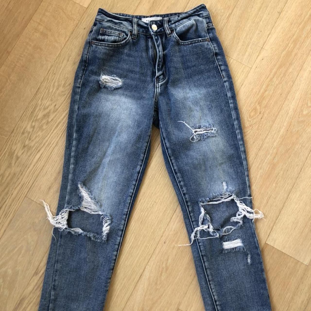 Pacsun mom jeans SO CUTE better for someone shorter... - Depop