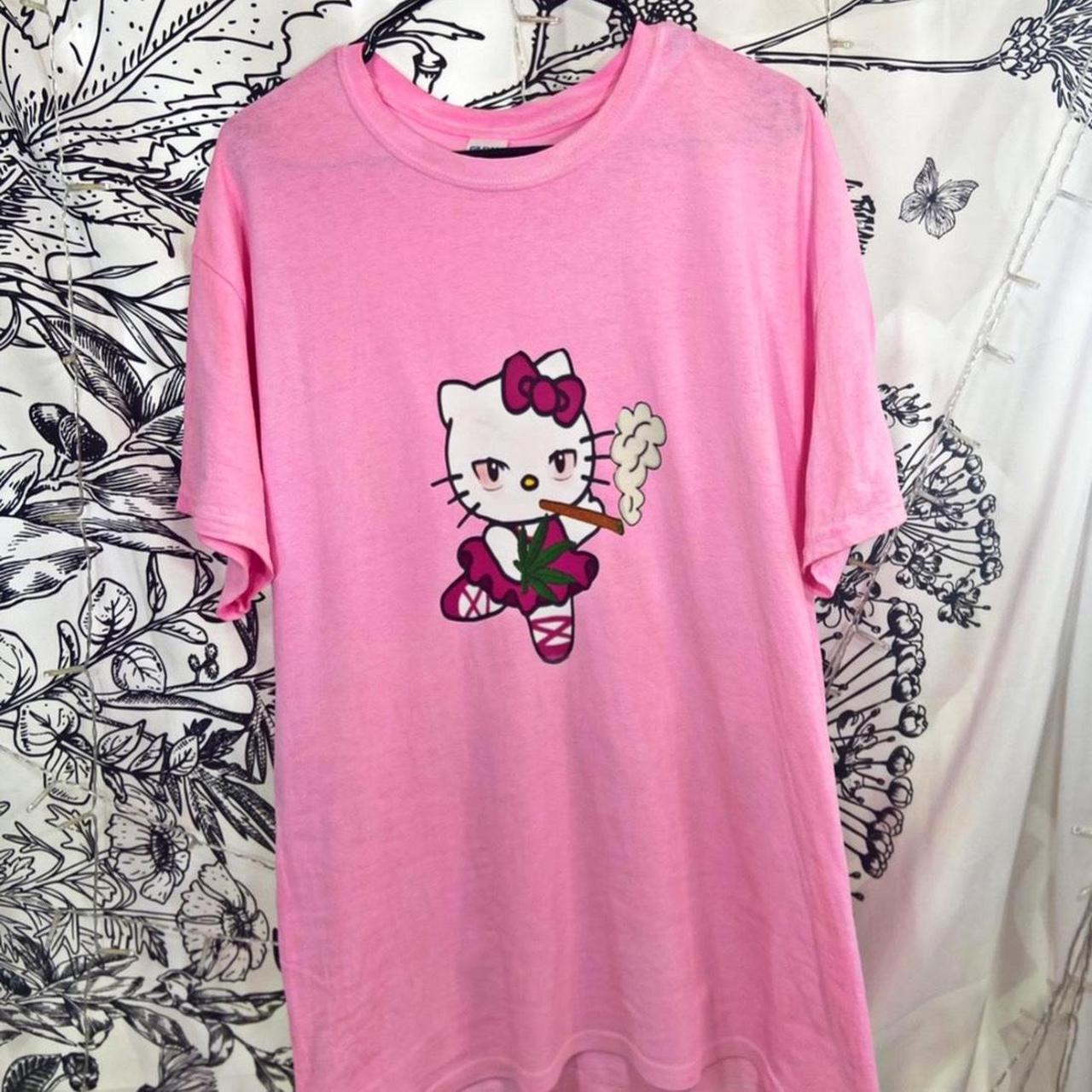 white Hello Kitty design t-shirt with four tiny - Depop