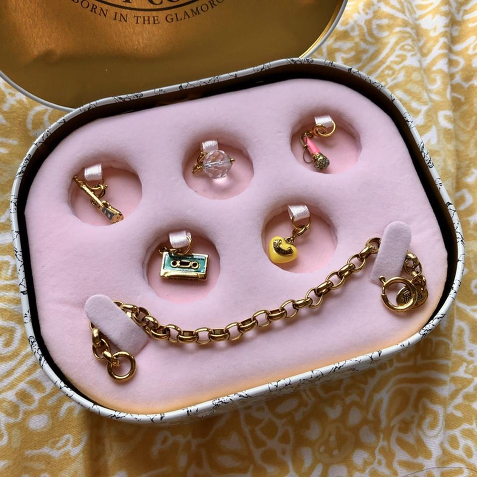 WHOLE SET @300$. Authentic Juicy Couture Jewelry - Jewelry Sets - Rosemère,  Quebec, Facebook Marketplace