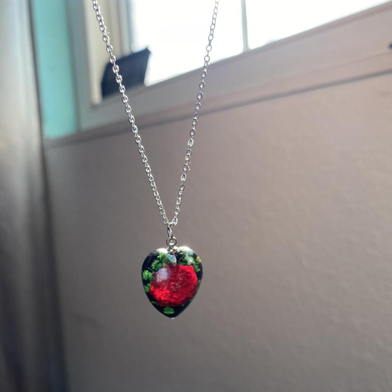 Roseinside necklace deals