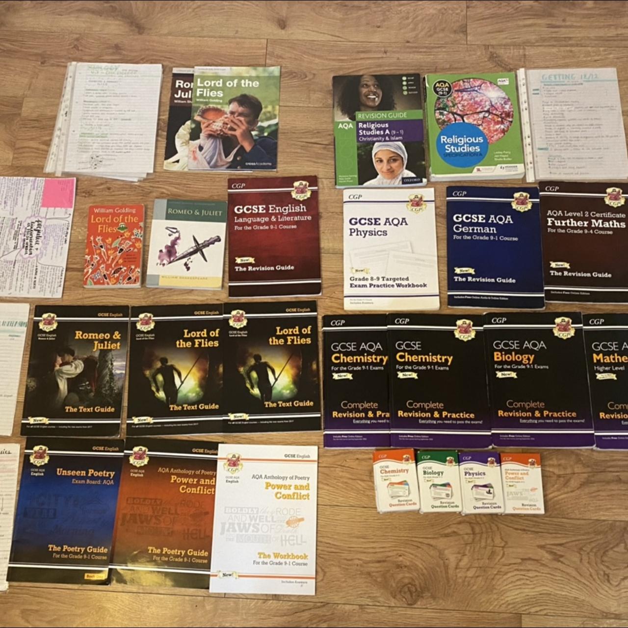 SELLING ALL OF MY GCSE REVISION GUIDES MESSAGE ME... Depop