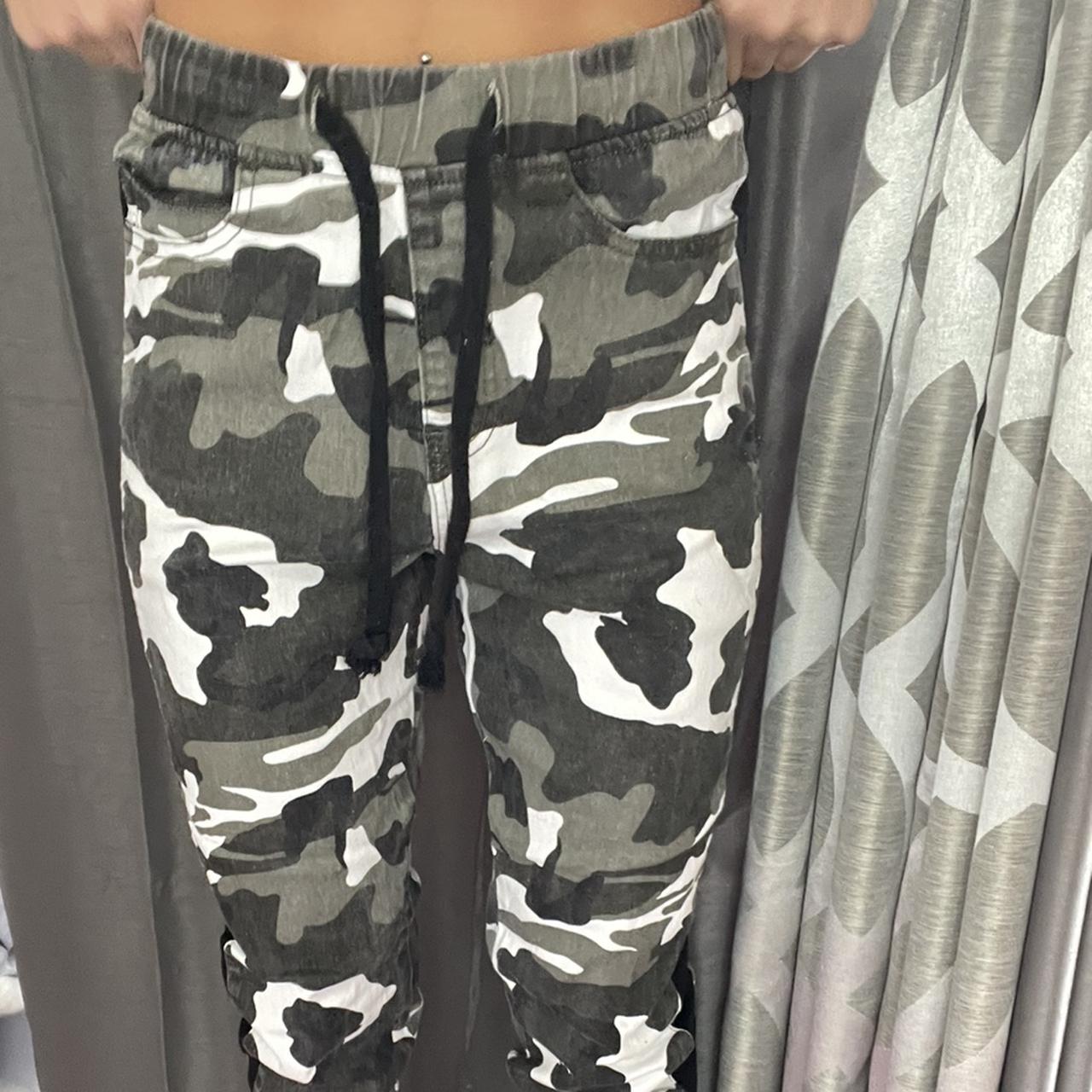 Cute black white and gray jogger style pants!... - Depop