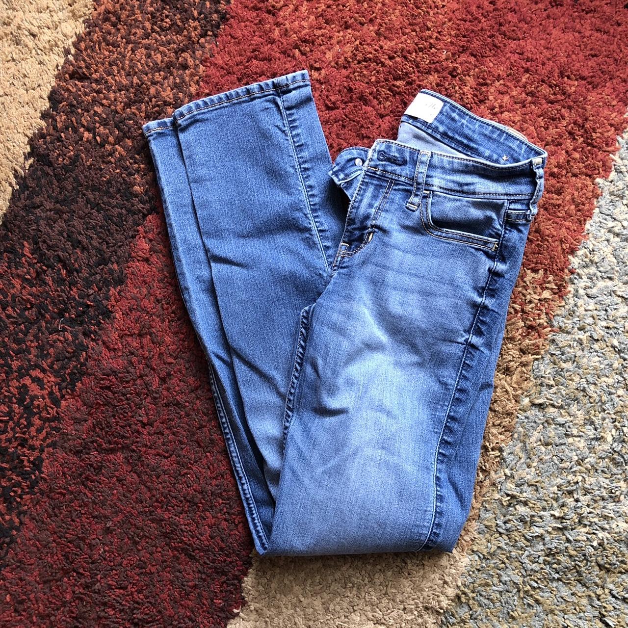 Hollister jeans (kind of bootcut) size 0S W24 L30.... Depop