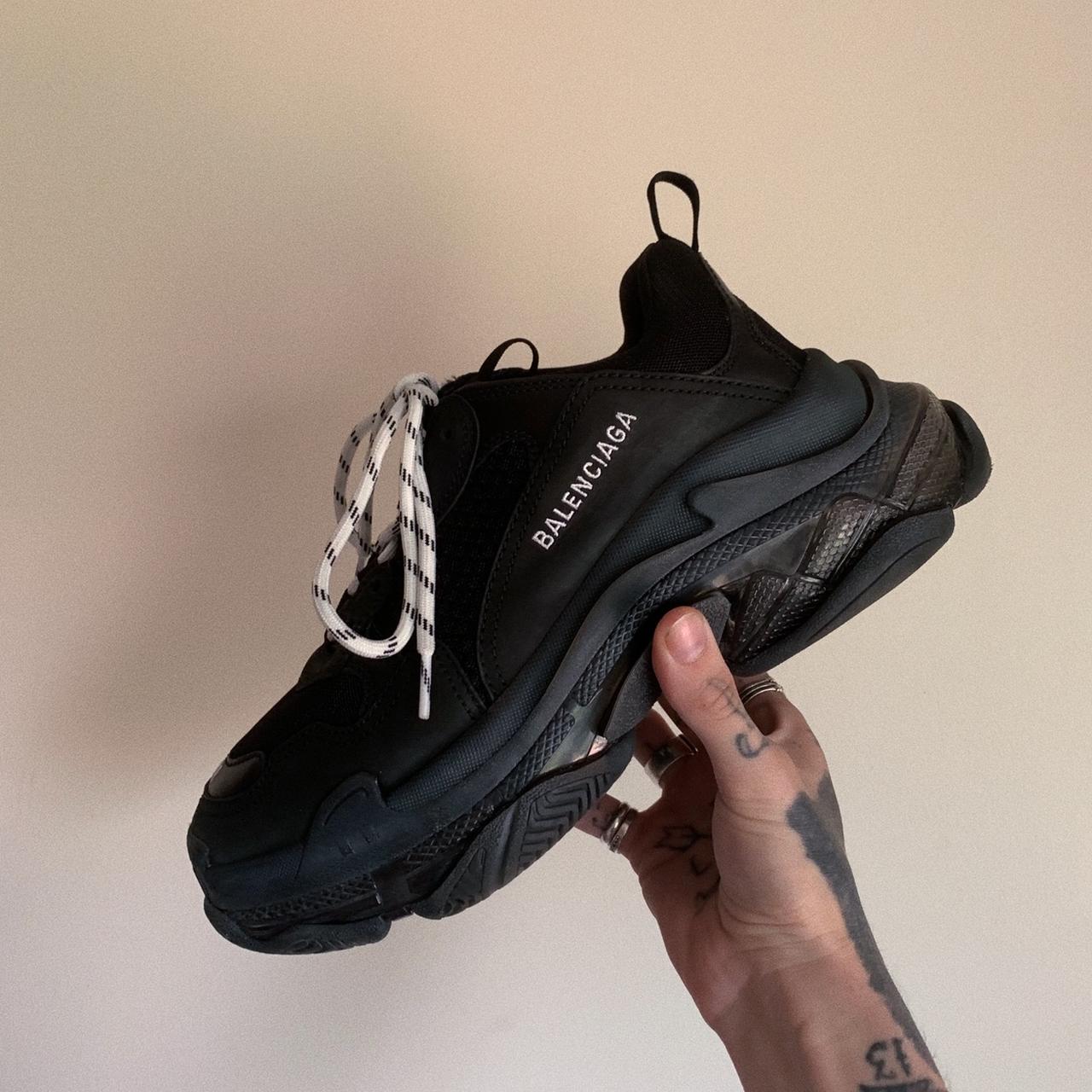 Chia sẻ 66 về full black balenciaga triple s hay nhất  cdgdbentreeduvn