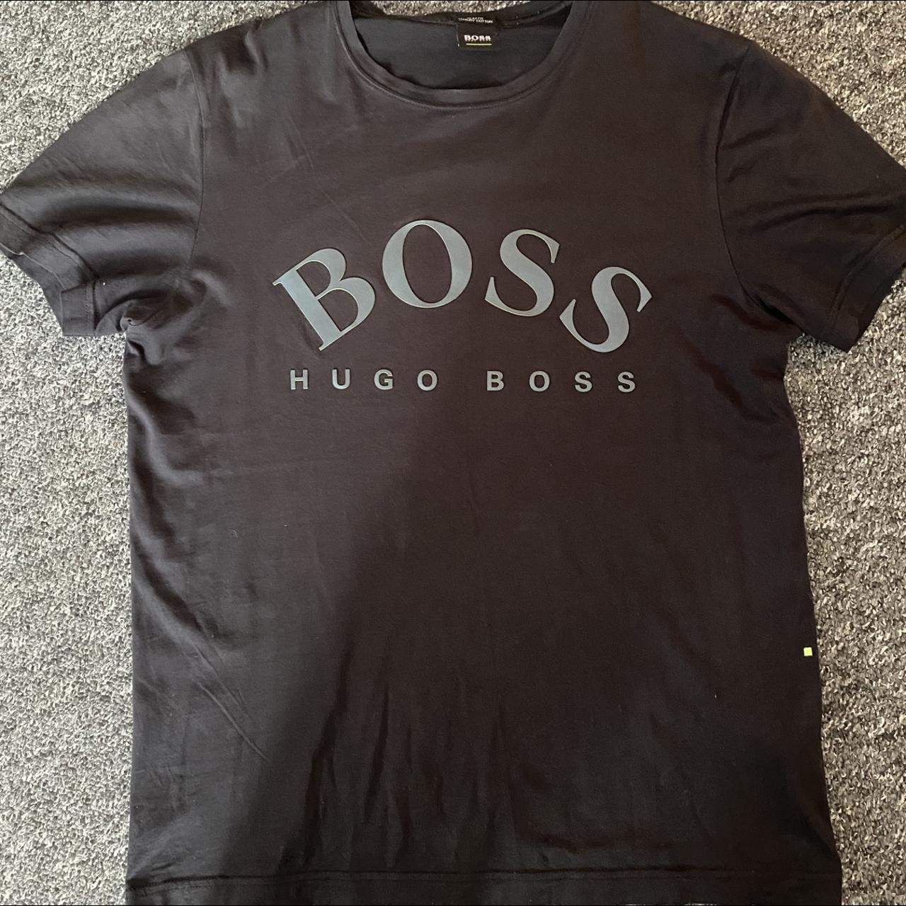 Hugo boss outlet t shirts selfridges