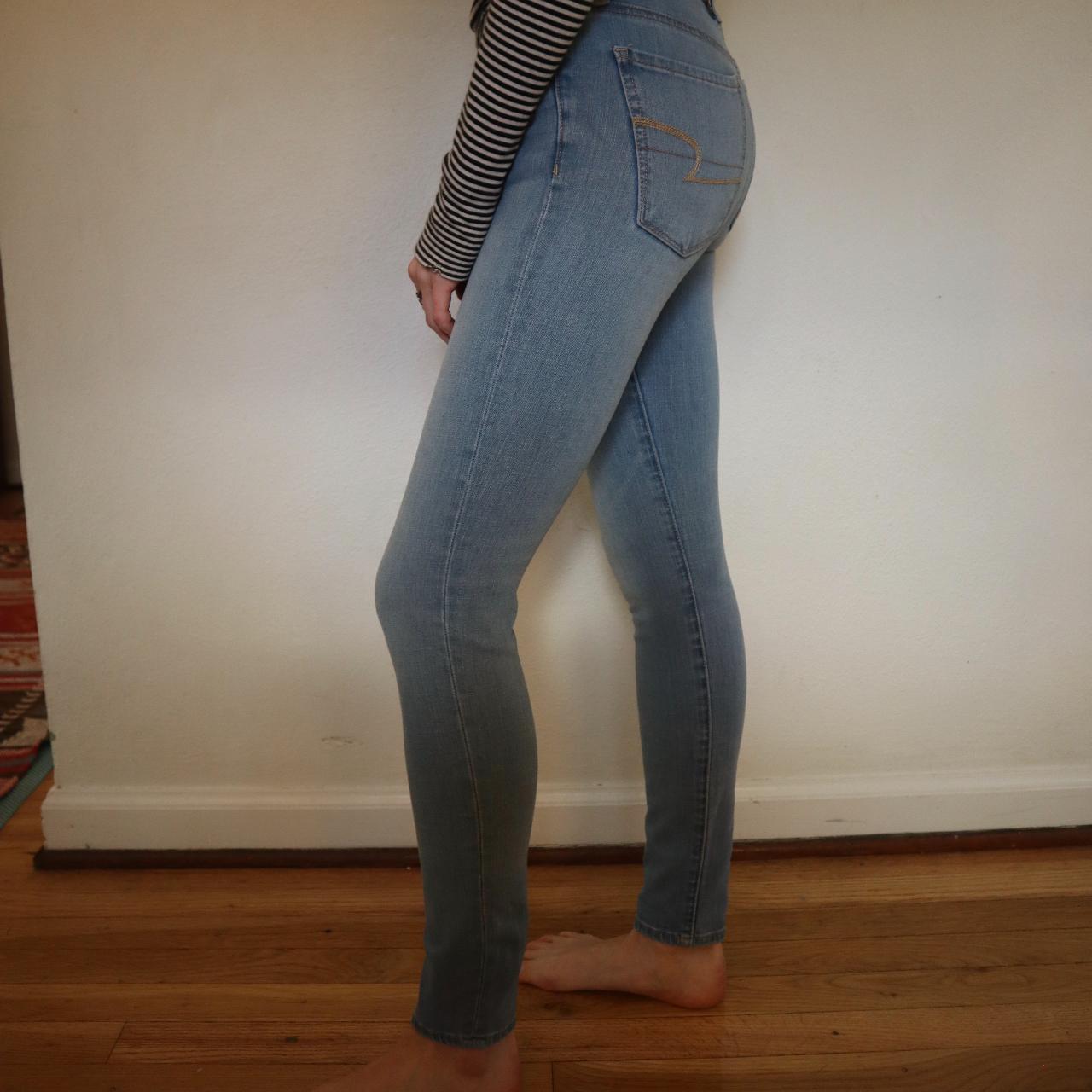 Light wash denim jeans, great condition! - Depop